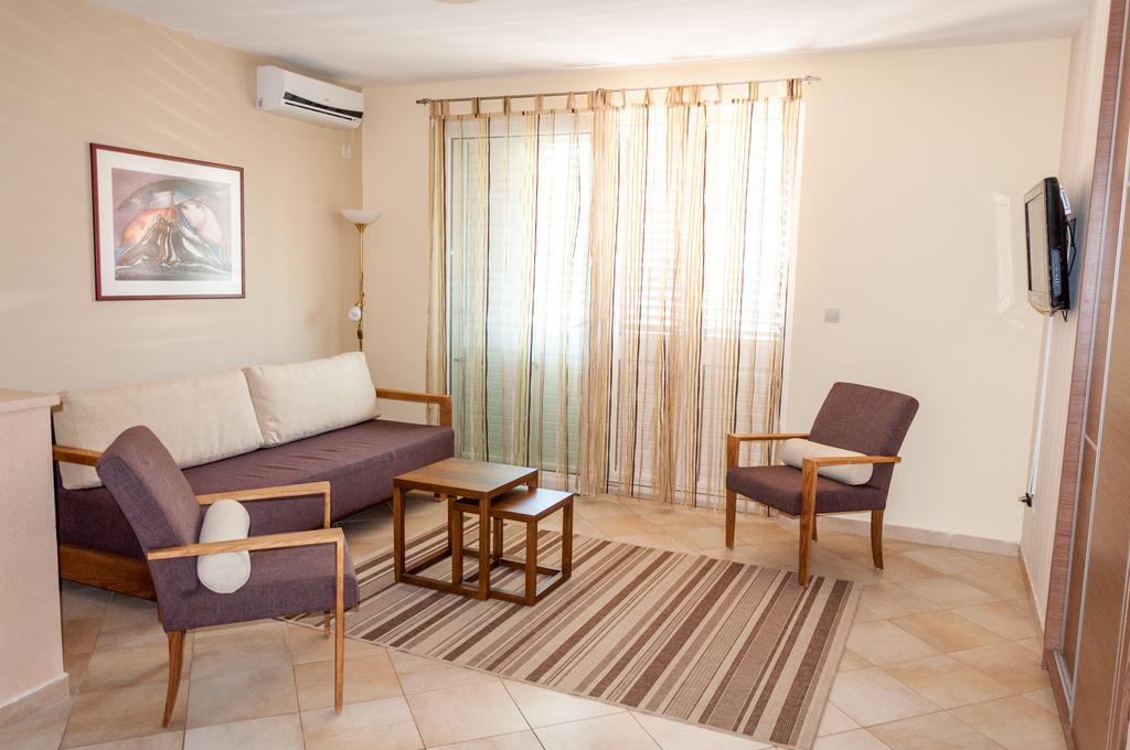 Apartments Lila Aurea Petrovac Pokój zdjęcie