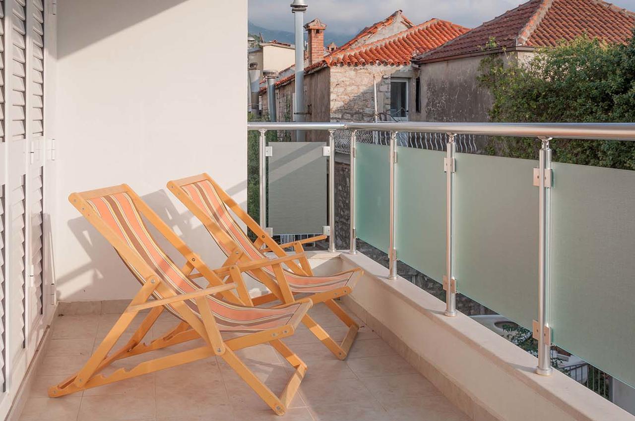 Apartments Lila Aurea Petrovac Zewnętrze zdjęcie